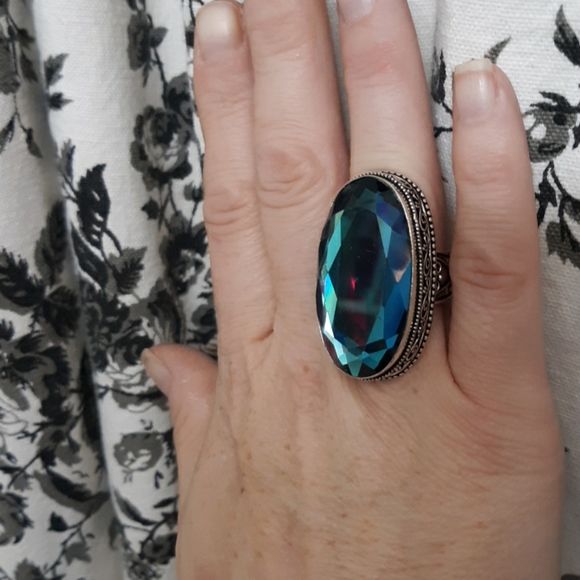 New Stunning Rainbow Mystic Topaz 925 Silver Statement Ring. - Picture 5 of 8